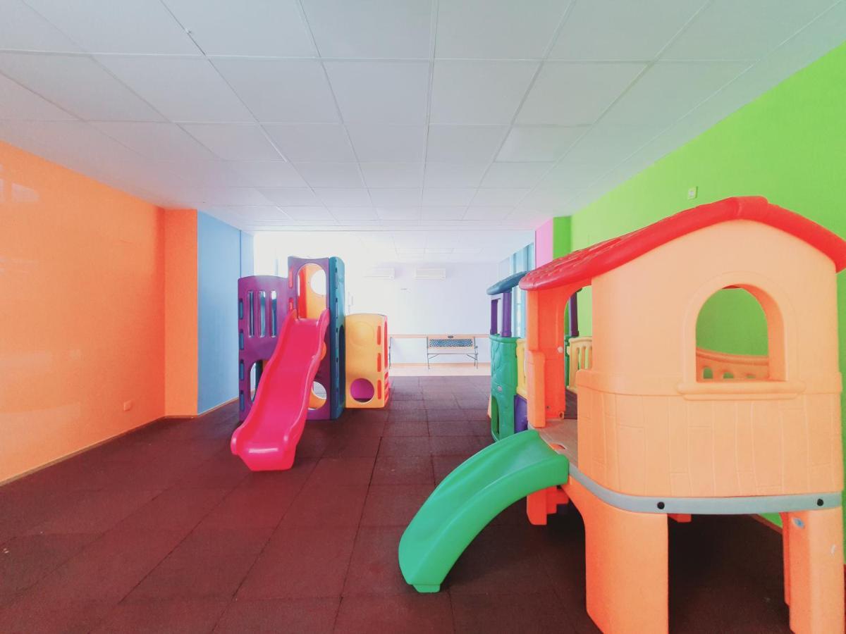 Holiday Las Terrazas Beach II Magic World Apartman Orpesa Kültér fotó